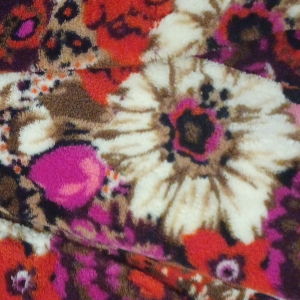 Vera Bradley Hooded/Belted Plush Floral Robe - Picture 2 of 6